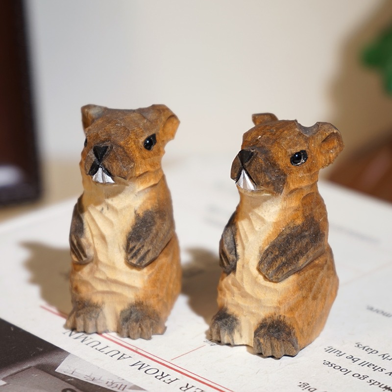 Woodworking Tv - 1 ST Groundhog Handgesneden Houten Sculptuur